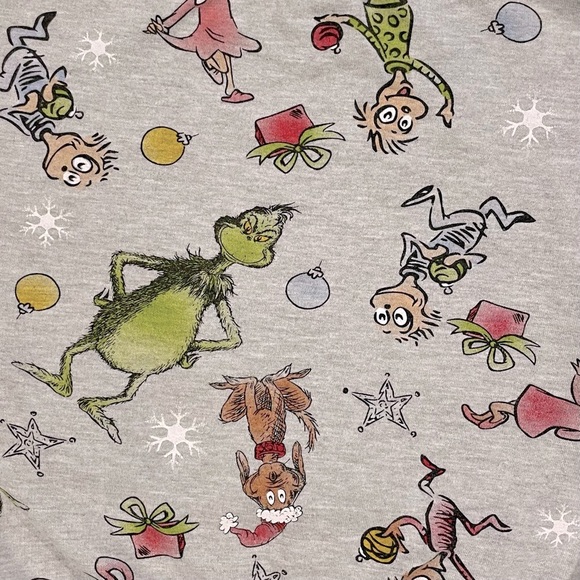 How The Grinch Stole Christmas Sweatshirt Boys 5T Girls Dr Seuss Cindy Lou Who - Picture 3 of 5